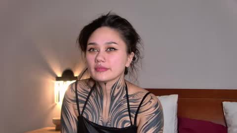 Snapshot of karenhotflirt chatting on May 15, 2:46 pm karenhotflirt online show from May 15, 2:46 pm
