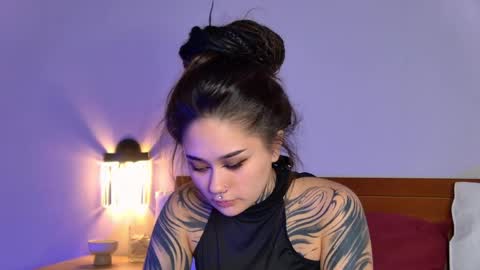 Snapshot of karenhotflirt chatting on May 23, 3:49 pm karenhotflirt online show from May 23, 3:49 pm