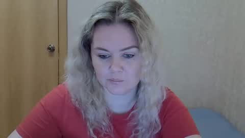 Snapshot of karennelsonx chatting on April 26, 7:06 am karennelsonx online show from April 26, 7:06 am