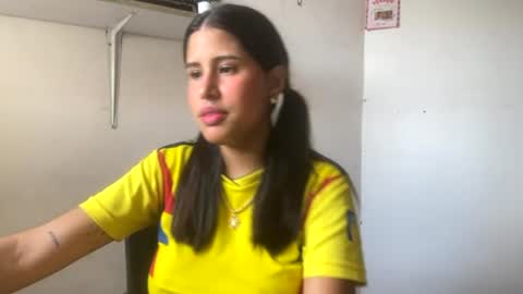 kariina candy and fox online show from June 21, 3:36 pm