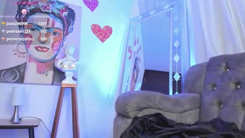 Snapshot of kariitto___ds chatting on March 10, 9:32 am kariitto___ds online show from March 10, 9:32 am