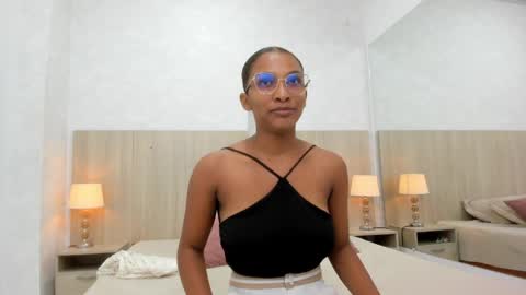 Karina Calderon online show from April 7, 11:21 am