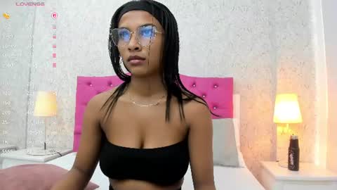 Karina Calderon online show from June 13, 12:03 pm