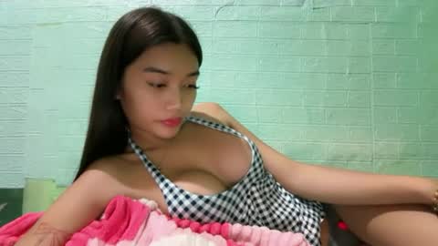 Snapshot of karina_goddess chatting on June 29, 1:00 pm karina online show from June 29, 1:00 pm