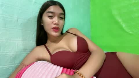 Snapshot of karina_goddess chatting on July 11, 1:47 pm karina online show from July 11, 1:47 pm