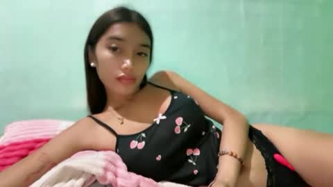 Snapshot of karina_goddess chatting on July 16, 11:49 am karina online show from July 16, 11:49 am