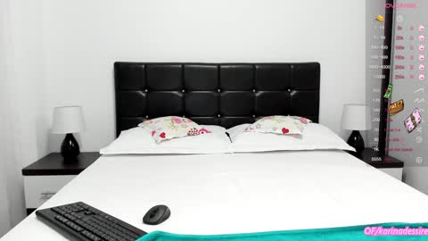 Snapshot of karina_sunshine chatting on December 12, 11:29 am Karina online show from December 12, 11:29 am