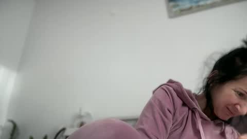 Snapshot of karinablair chatting on March 5, 5:50 am Karina online show from March 5, 5:50 am