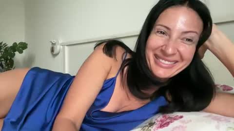 Snapshot of karinablair chatting on September 26, 2:43 pm Karina online show from September 26, 2:43 pm