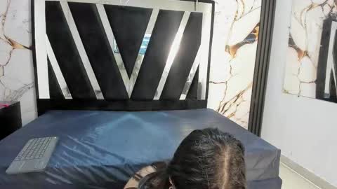 KarinaSimonz online show from October 18, 6:52 pm