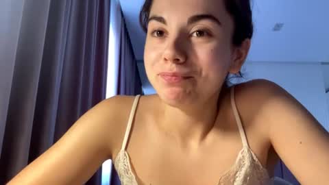 Snapshot of karinawessman chatting on July 27, 9:49 am Nika online show from July 27, 9:49 am