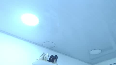 Snapshot of karinbellee chatting on January 16, 12:09 pm Karin online show from January 16, 12:09 pm
