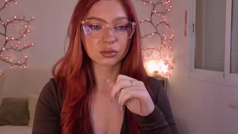 Snapshot of karinchik_ chatting on March 22, 6:44 pm Karina online show from March 22, 6:44 pm
