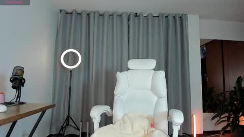 Karin online show from March 15, 2:45 pm