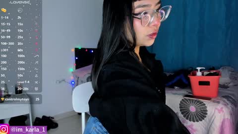 Snapshot of karla__1 chatting on January 8, 11:21 am Ill be on at sunday see u Lynn  Could u help me to reach 100 Thmbs upp plssss   Independent girl 3 online show from January 8, 11:21 am