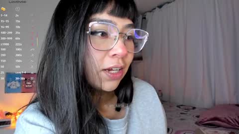 Snapshot of karla__1 chatting on February 3, 2:47 am Ill be on at sunday see u Lynn  Could u help me to reach 100 Thmbs upp plssss   Independent girl 3 online show from February 3, 2:47 am