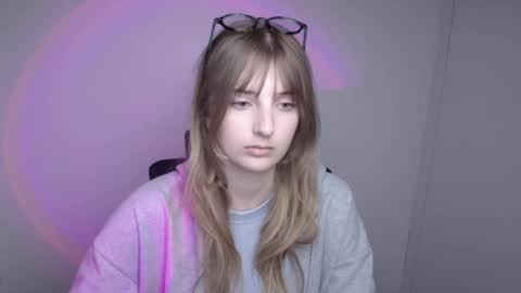 Karla online show from September 13, 10:59 am