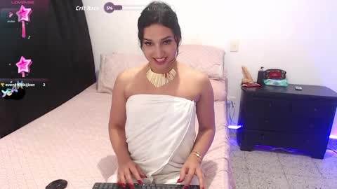 Snapshot of karla_kitten_ chatting on March 31, 3:19 am Miss Karla online show from March 31, 3:19 am