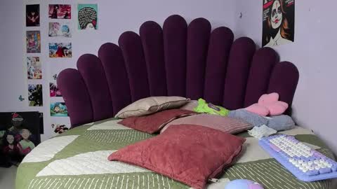 karen online show from February 19, 3:24 am