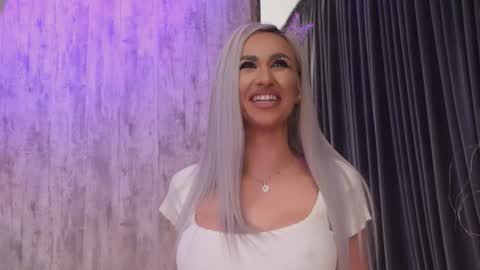 KarlaBart online show from February 8, 8:12 pm