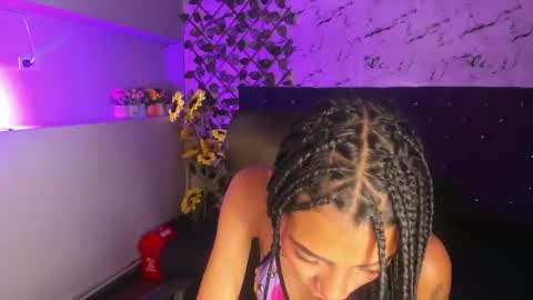 karlaslutskinny__ online show from May 8, 3:01 am