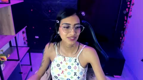 karlaslutskinny__ online show from July 30, 9:36 pm