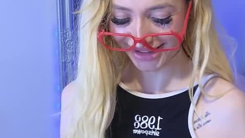 Julia online show from March 20, 1:05 pm