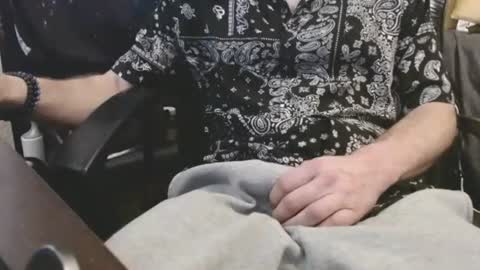 Snapshot of karnyx3 chatting on February 16, 5:48 am Karlos Montoya online show from February 16, 5:48 am