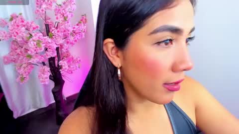 Snapshot of karol_ivonne chatting on July 2, 4:57 pm karol online show from July 2, 4:57 pm
