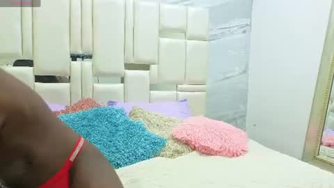 Snapshot of karol_lopes chatting on June 24, 11:53 am Karol online show from June 24, 11:53 am