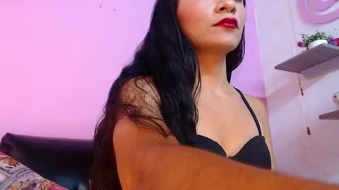 Snapshot of karol_wilde chatting on May 8, 12:27 am K A R O L online show from May 8, 12:27 am
