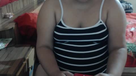 karolbb21 online show from April 7, 11:10 am