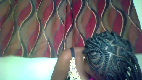 karoliee online show from May 9, 4:34 pm