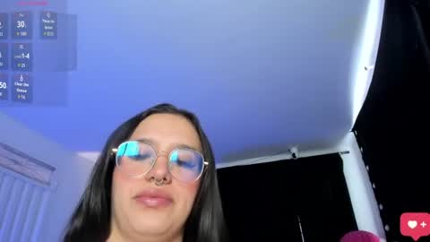 karolina_evans online show from July 29, 2:04 pm