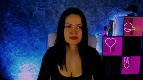 Snapshot of karolina_robinson chatting on March 4, 12:11 pm Karolina online show from March 4, 12:11 pm