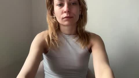 karoline121 online show from February 17, 9:17 am