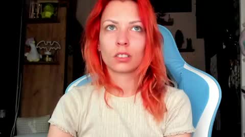 karoline121 online show from April 12, 4:45 pm