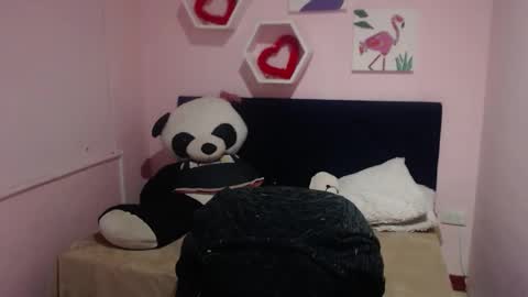 Isa online show from March 1, 10:45 am