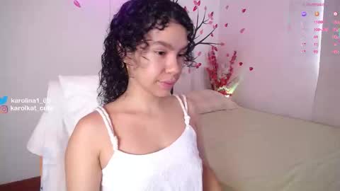 Karolina 3 online show from November 9, 1:53 pm