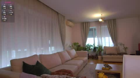 Snapshot of karrin chatting on December 5, 6:54 am K online show from December 5, 6:54 am