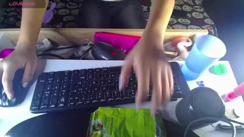 Snapshot of karyblushh chatting on July 27, 12:06 am Kary Blush online show from July 27, 12:06 am