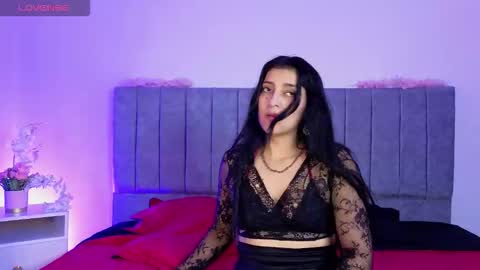 Kasandra Grant online show from February 5, 7:29 pm