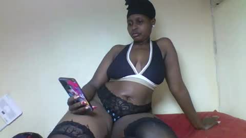 Snapshot of kashy_ chatting on June 20, 11:40 pm kashy_ online show from June 20, 11:40 pm