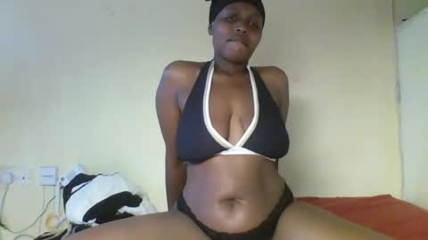 Snapshot of kashy_ chatting on June 21, 11:46 am kashy_ online show from June 21, 11:46 am