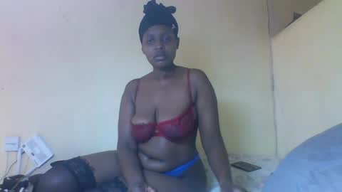 Snapshot of kashy_ chatting on June 23, 6:50 pm kashy_ online show from June 23, 6:50 pm