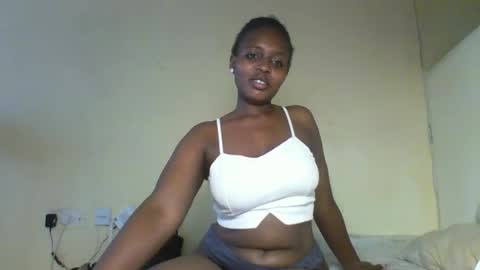 Snapshot of kashy_ chatting on June 27, 12:22 pm kashy_ online show from June 27, 12:22 pm