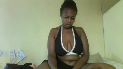 Snapshot of kashy_ chatting on June 30, 10:33 pm kashy_ online show from June 30, 10:33 pm