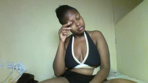 Snapshot of kashy_ chatting on July 2, 4:29 am kashy_ online show from July 2, 4:29 am