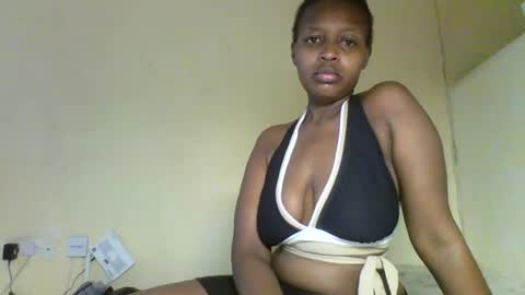 Snapshot of kashy_ chatting on July 5, 9:16 am kashy_ online show from July 5, 9:16 am