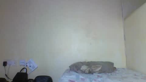 Snapshot of kashy_ chatting on July 22, 8:39 am kashy_ online show from July 22, 8:39 am
